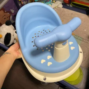 Received Baby Bath Seat Anti-Slip Chair from customer E**a.