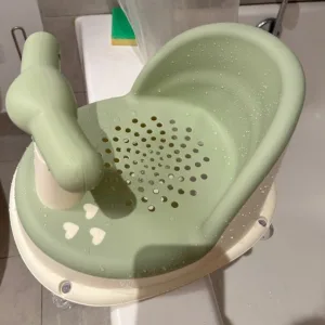 Received Baby Bath Seat Anti-Slip Chair from customer R****l.