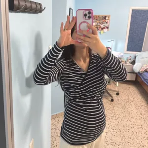 Received Striped Long Sleeve Shirt for Pregnant Women from customer E****c.